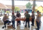 Sinergitas-Polisi-bersama-TNI-Bantu-Penyaluran-CPP-untuk-1.211-Keluarga-Rawan-Stunting-di-Mojokerto