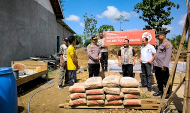 Polres-Tulungagung-Beri-Kado-Bedah-Rumah-Untuk-Warga-di-Hari-Bhayangkara-ke--78