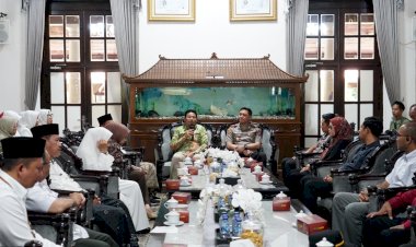 Kapolresta-Sidoarjo-Silaturahmi-ke-Bupati,-Perkuat-Sinergi-Jaga-Kamtibmas-dan-Kemajuan-Daerah