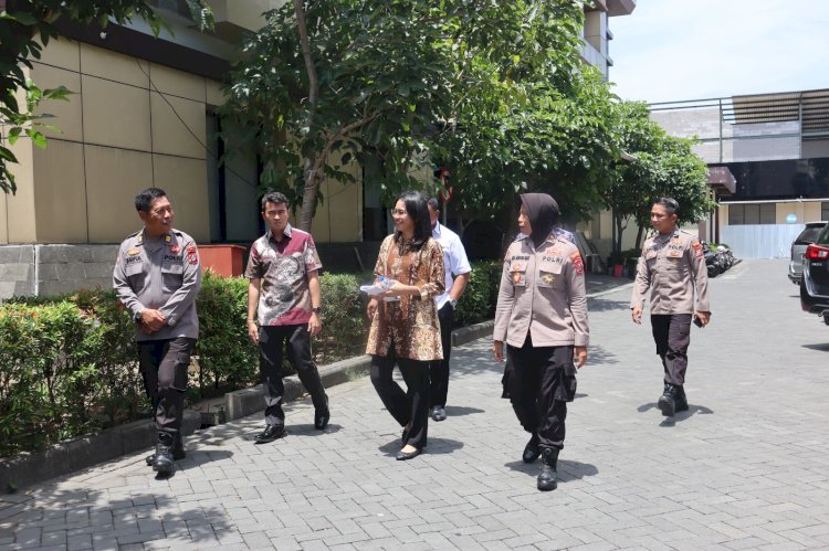 Polres Pamekasan Lakukan Study Banding PEKPPP di Polresta Sidoarjo, Tingkatkan Kualitas Pelayanan Publik