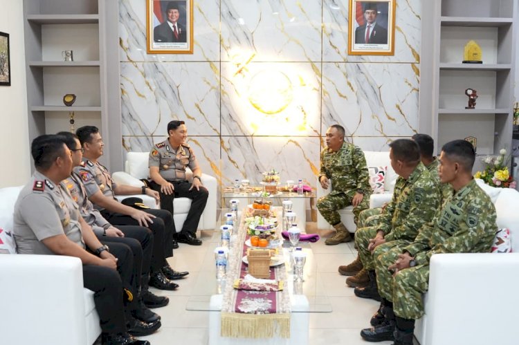 Sidoarjo Ajak Silaturahmi  Kapolresta Sidoarjo Kunjungan ke Brigif 2 Marinir