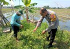 Bhabinkamtibmas-Sambangi-petani,-Dukung-Program-Ketahanan-Pangan-Polresta-Sidoarjo