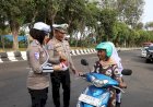 Tanamkan-Cinta-Tanah-Air-Polres-Pelabuhan-Tanjungperak-Ajak-Kibarkan-Bendera-Merah-Putih-Sambut-Hari-Kemerdekaan-RI-ke--80
