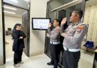 Polres-Probolinggo-Kota-Latih-Personel-Satpas-Bahasa-Isyarat,-Wujudkan-Pelayanan-Ramah-Disabilitas