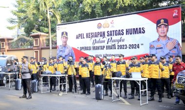Humas-Polri-Gelar-Pasukan-Kesiapan-Satgas-Humas-Dalam-Pengamanan-Pemilu-2024