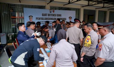 Wujudkan-Zero-Narkoba-Polres-Jember-Test-Urine-Mendadak-Bagi-Para-Perwira