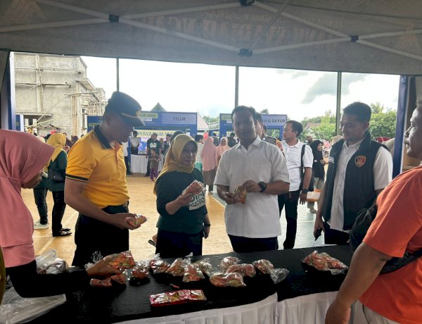 Sinergi Polres Ngawi dengan Pemkab Beri Pendampingan Operasi Pasar Murah