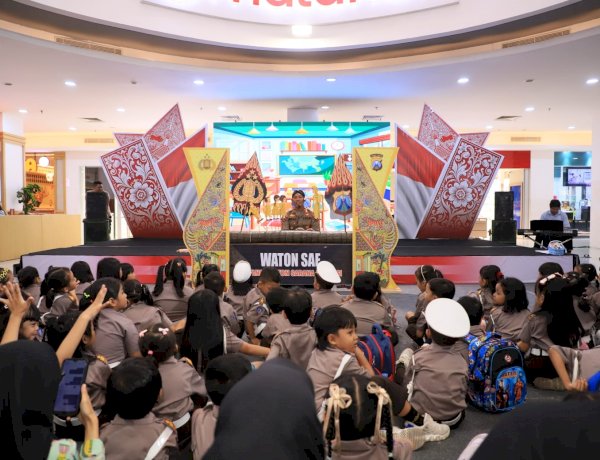 Polres Kediri Kota Gelar Wayang Karton Sarana Edukasi di HKGB ke-74 Tahun 2026