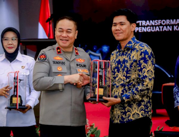 Polri Gelar Dialog Penguatan Internal untuk Hadapi Ancaman Love Scamming di Era Digital