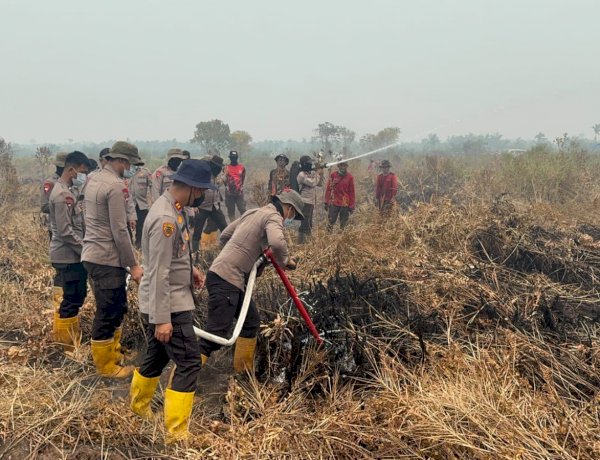 Polda Jambi Gunakan 1.400 Liter Cairan X-Fire untuk Percepat Penanganan Karhutla di Taman Nasional Berbak