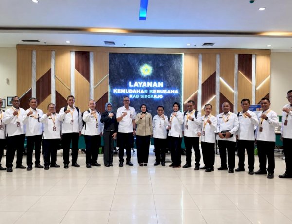 Peserta PKN Tingkat II Angkatan XXIX Pusdikmin Polri Laksanakan Visitasi Kepemimpinan Nasional di Sidoarjo