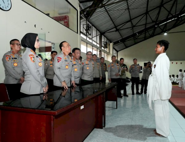 Wakapolri Dorong Sepolwan Naik Level: Cara Belajar Berubah, Polwan Disiapkan Hadapi Tantangan Modern