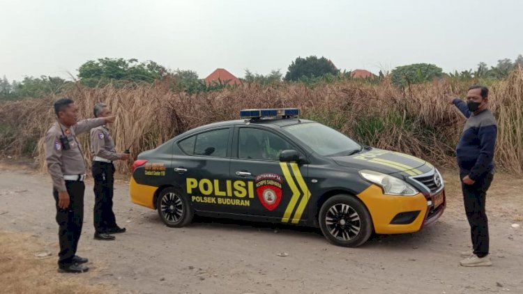 Cegah-Karhutla,-Polsek-Buduran-Pantau-Lahan-Kosong-dan-Imbau-Warga-Waspada
