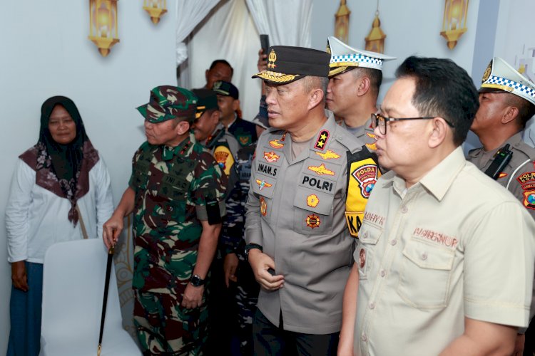 Kapolda Jatim Cek Pospam Lebaran di Ngawi, Pastikan Mudik Ceria Mudik Penuh Makna