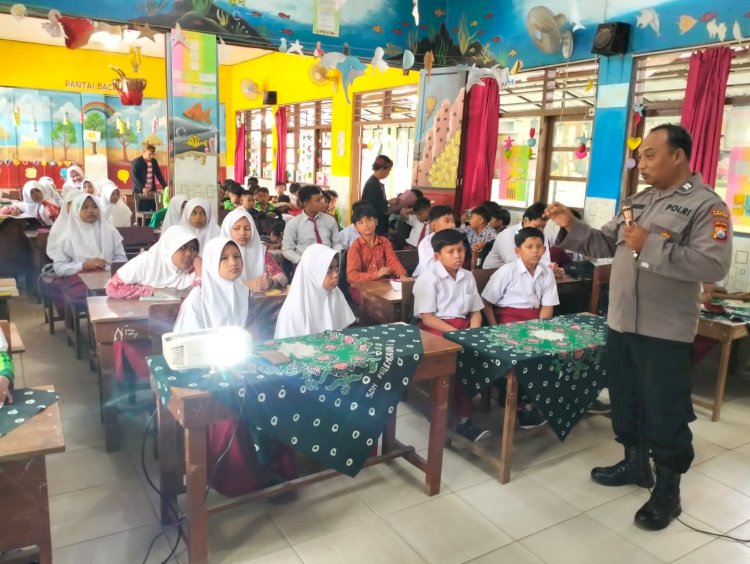 Stop Bullying, Polres Pamekasan Gencar Laksanakan Program Police Goes To School