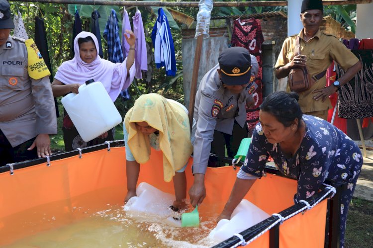 Polres Malang Salurkan Bantuan Air Bersih di Dua Desa