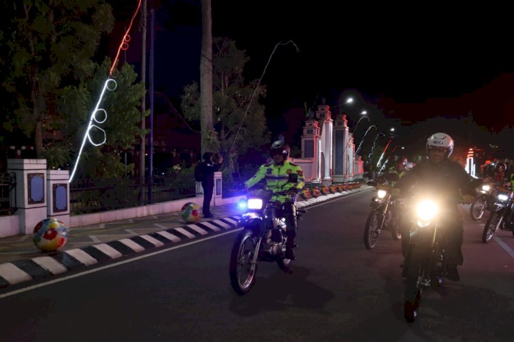 Pasca Hitung Suara Pilkada Kapolres Magetan dan Forkopimda Gelar Patroli Malam Pastikan Kamtibmas Kondusif