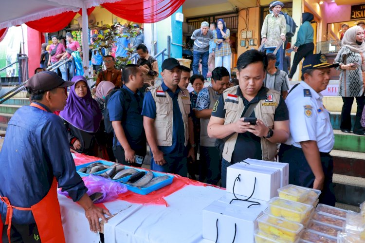 Jelang Nataru Satgas Pangan Polres Malang dan Forkopimda Sidak Pasar Pantau Stabilitas Harga Pangan