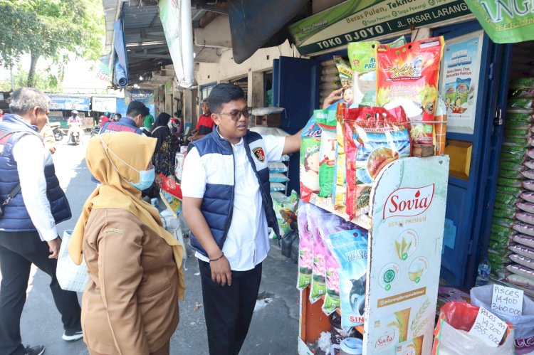 Satgas Pangan Polresta Sidoarjo Turun Ke Pasar, Pastikan Ketersediaan Bahan Pokok Aman